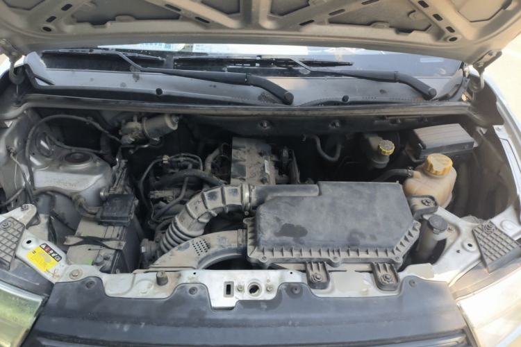 Used Wuling Hongguang V 2021 1.5L Jingqu Version LAR Engine Bay
