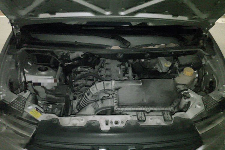 Used Wuling Hongguang V 2021 1.5L Jingqu Version LAR Engine Bay