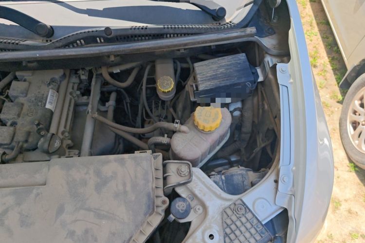 Used Wuling Hongguang V 2021 1.5L Jingqu Version LAR Engine Bay Left