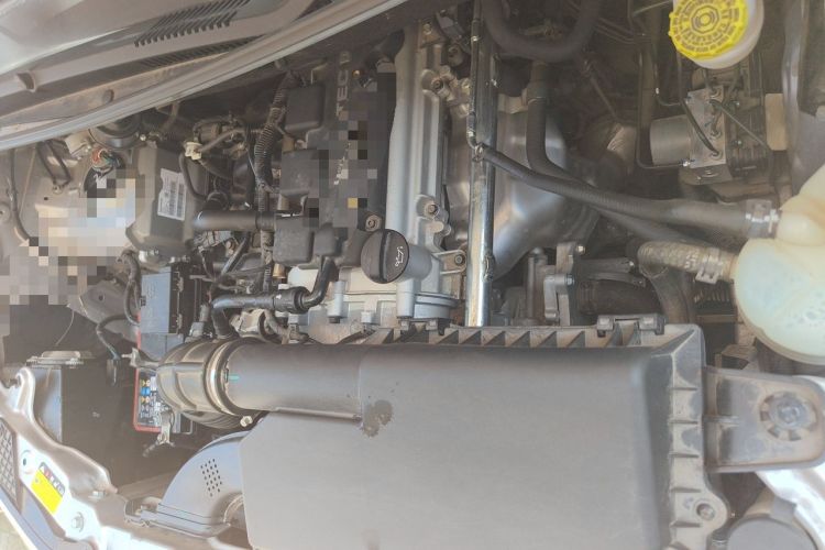 Used Wuling Hongguang V 2021 1.5L Enjoyment Edition LAR Engine Bay Left