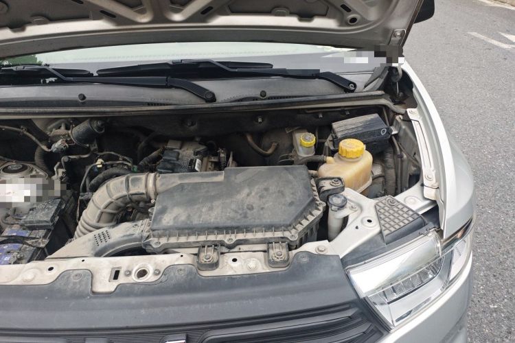 Used Wuling Hongguang V 2021 1.5L Jingqu Version LAR Engine Bay Left
