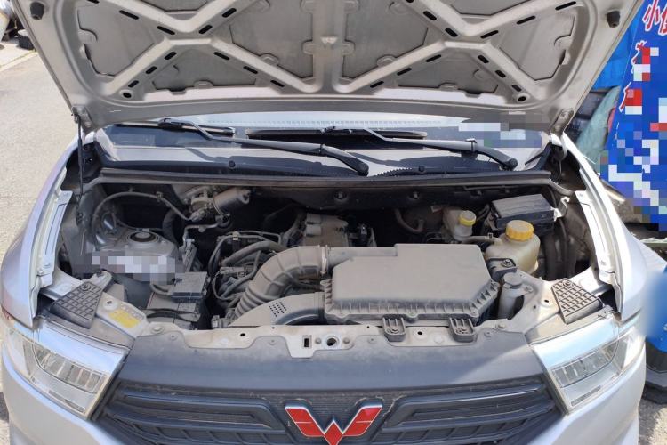 Used Wuling Hongguang V 2021 1.5L Enjoyment Edition LAR Engine Bay