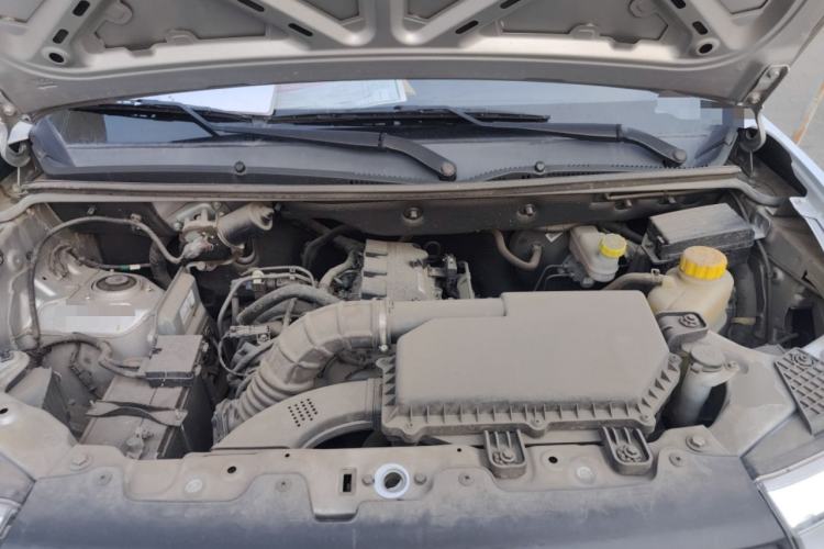 Used Wuling Hongguang V 2021 1.5L Jingqu Version LAR Engine Bay