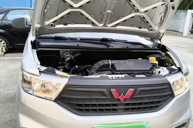 Used Wuling Hongguang V 2021 1.5L Jingqu Version LAR Engine Bay
