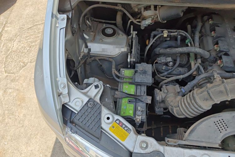 Used Wuling Hongguang V 2021 1.5L Refreshed Enjoyment Edition LAR Engine Bay Right