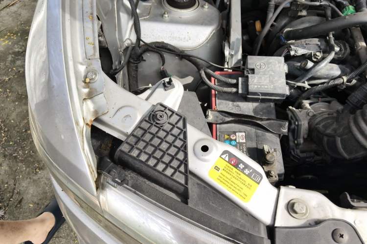 Used Wuling Hongguang V 2021 1.5L Enjoyment Edition LAR Engine Bay Right