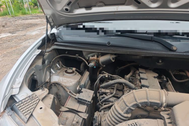 Used Wuling Hongguang V 2021 1.5L Jingqu Version LAR Engine Bay Right