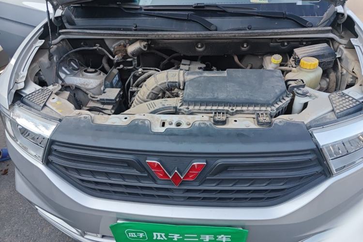 Used Wuling Hongguang V 2021 1.5L Jingqu Version LAR Engine Bay
