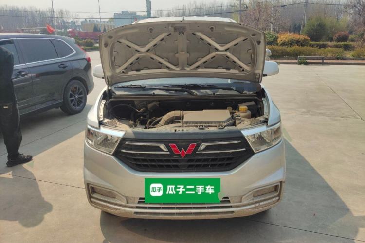 Used Wuling Hongguang V 2021 1.5L Enjoyment Edition LAR Engine Bay