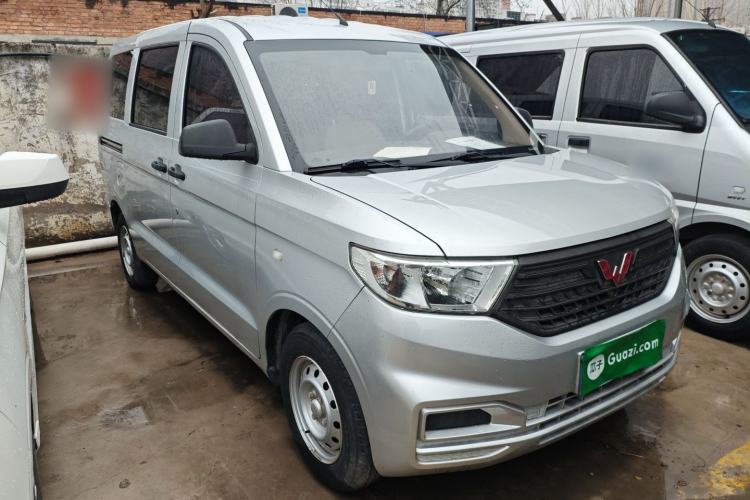 Used Wuling Hongguang V 2021 1.5L Jingqu Version LAR Exterior 1