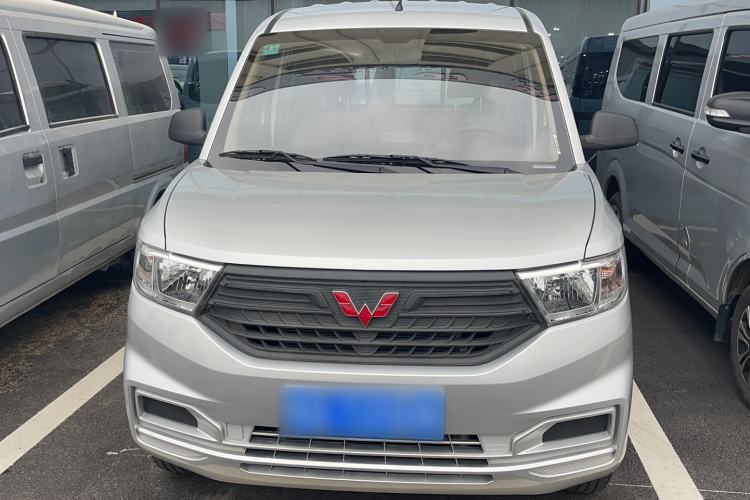 Used Wuling Hongguang V 2021 1.5L Jingqu Edition Enclosed-Window Vehicle LAR Exterior 1