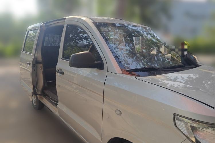 Used Wuling Hongguang V 2021 1.5L Jingqu Version LAR Exterior 2