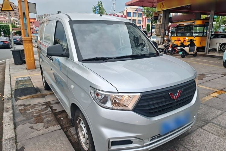 Used Wuling Hongguang V 2021 1.5L Jingqu Edition Enclosed-Window Vehicle LAR Exterior 2