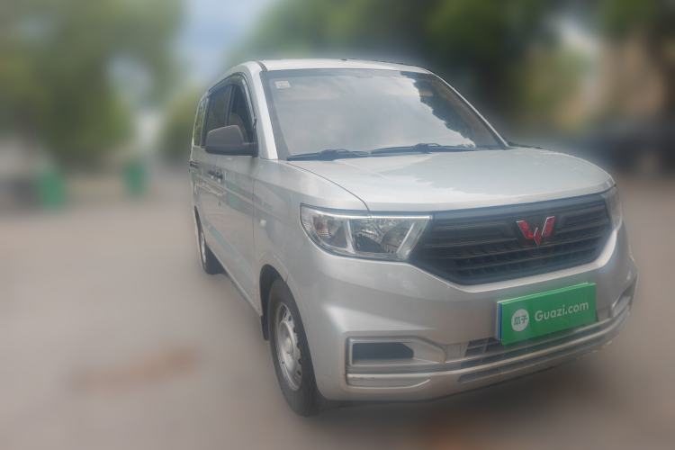 Used Wuling Hongguang V 2021 1.5L Jingqu Version LAR Exterior 2