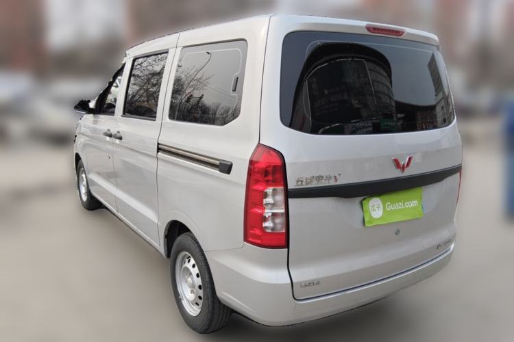 Used Wuling Hongguang V 2021 1.5L Jingqu Version LAR Exterior 3