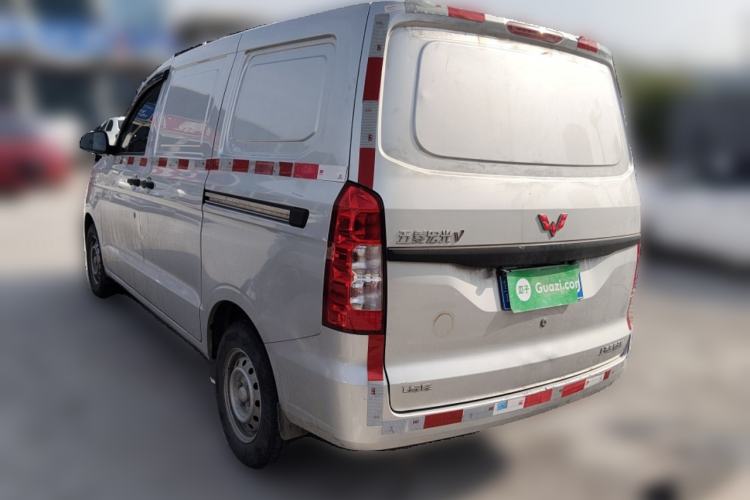 Used Wuling Hongguang V 2021 1.5L Jingqu Edition Enclosed-Window Vehicle LAR Exterior 3