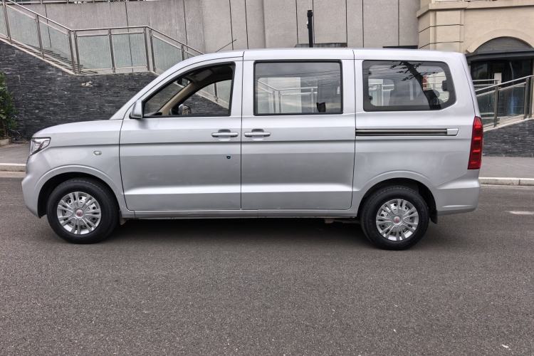 Used Wuling Hongguang V 2021 1.5L Refreshed Enjoyment Edition LAR Exterior 3