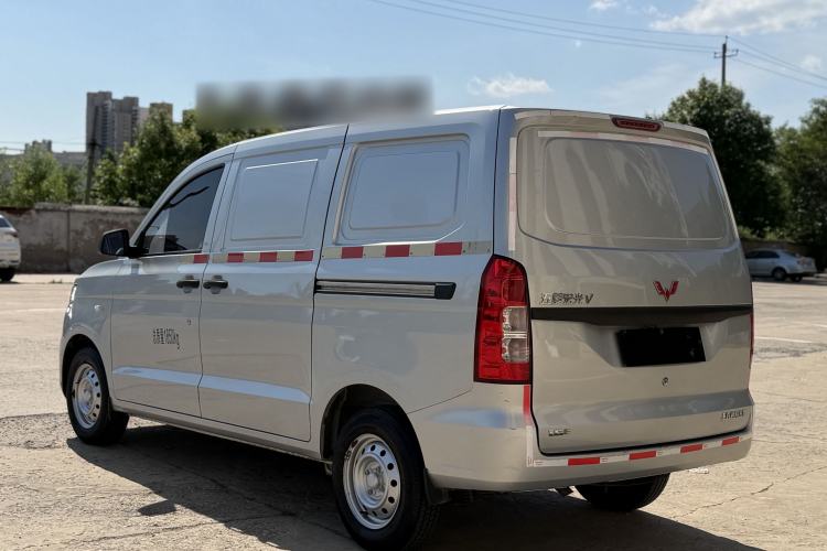 Used Wuling Hongguang V 2021 1.5L Jingqu Edition Enclosed-Window Vehicle LAR Exterior 5