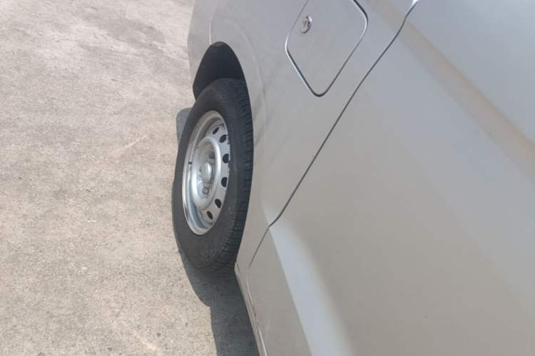 Used Wuling Hongguang V 2021 1.5L Jingqu Version LAR Exterior 5