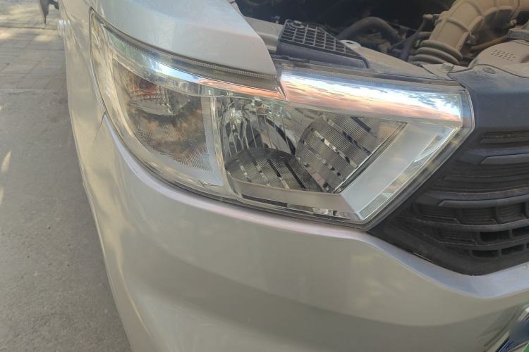 Used Wuling Hongguang V 2021 1.5L Jingqu Version LAR Exterior 6