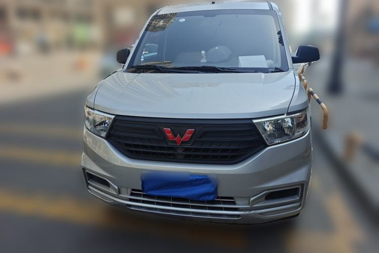 Used Wuling Hongguang V 2021 1.5L Jingqu Edition Enclosed-Window Vehicle LAR Front