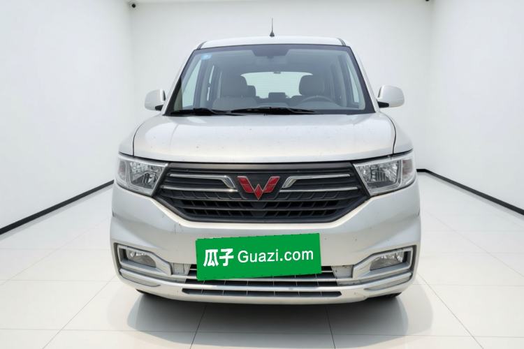 Used Wuling Hongguang V 2021 1.5L Enjoyment Edition LAR Front