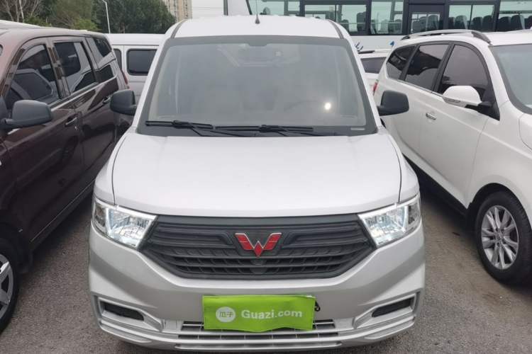 Used Wuling Hongguang V 2021 1.5L Jingqu Version LAR Front