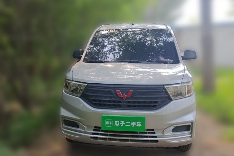 Used Wuling Hongguang V 2021 1.5L Jingqu Edition Enclosed-Window Vehicle LAR Front