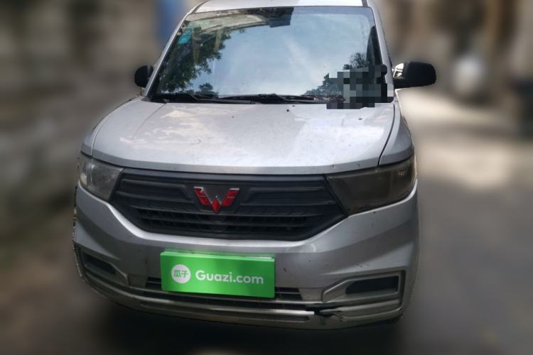 Used Wuling Hongguang V 2021 1.5L Jingqu Edition Enclosed-Window Vehicle LAR Front