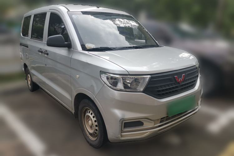Used Wuling Hongguang V 2021 1.5L Jingqu Version LAR Front Right 45 Deg