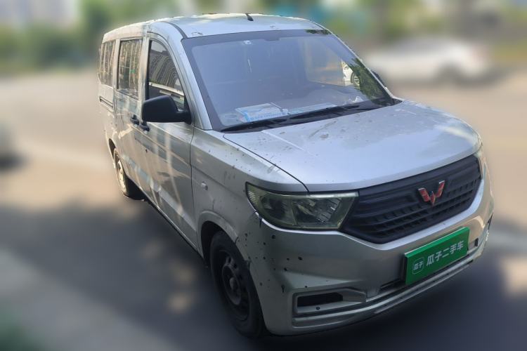 Used Wuling Hongguang V 2021 1.5L Jingqu Version LAR Front Right 45 Deg