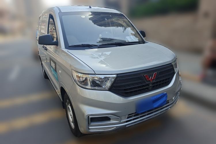 Used Wuling Hongguang V 2021 1.5L Jingqu Edition Enclosed-Window Vehicle LAR Front Right 45 Deg