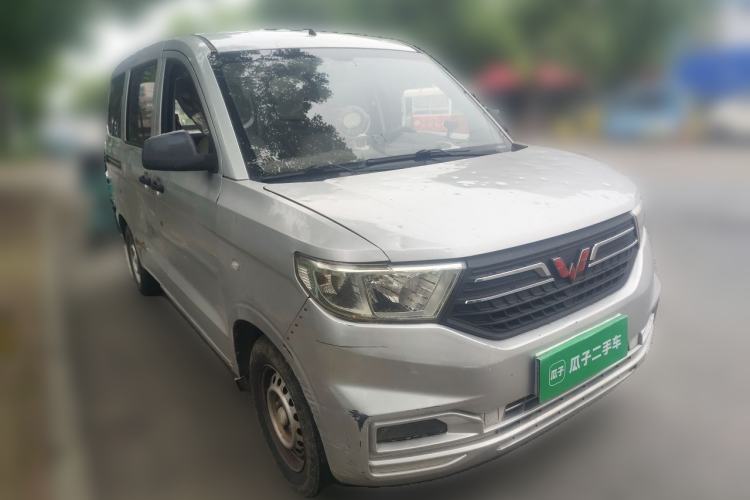 Used Wuling Hongguang V 2021 1.5L Jingqu Version LAR Front Right 45 Deg