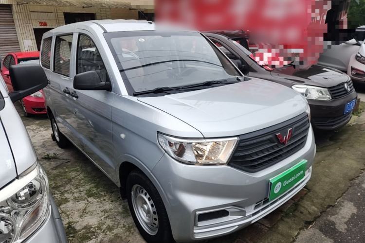 Used Wuling Hongguang V 2021 1.5L Jingqu Version LAR Front Right 45 Deg