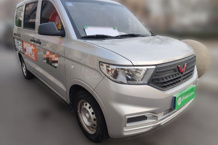 Used Wuling Hongguang V 2021 1.5L Jingqu Version LAR Front Right 45 Deg