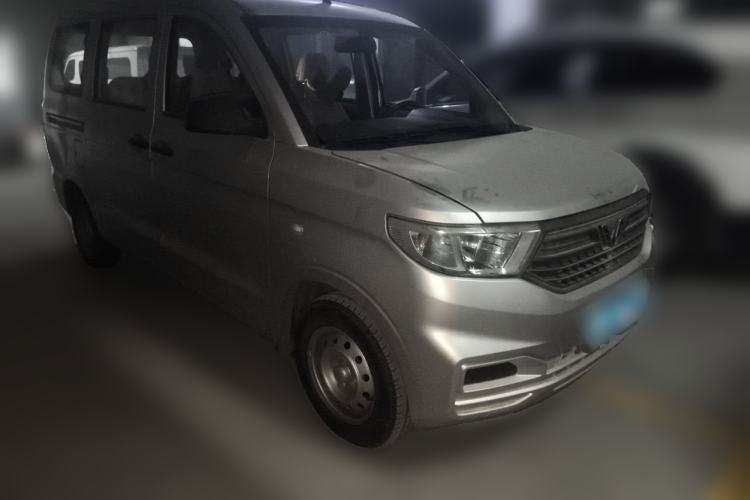 Used Wuling Hongguang V 2021 1.5L Refreshed Enjoyment Edition LAR Front Right 45 Deg