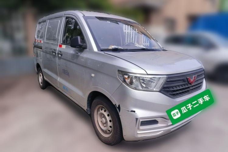 Used Wuling Hongguang V 2021 1.5L Jingqu Edition Enclosed-Window Vehicle LAR Front Right 45 Deg