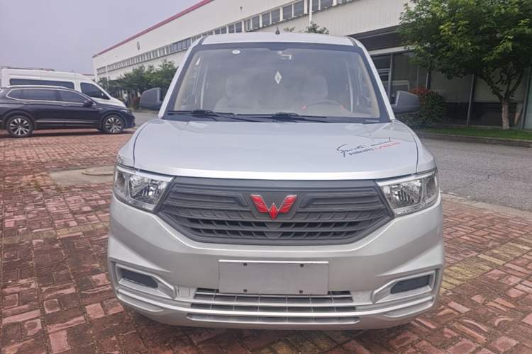 Used Wuling Hongguang V 2021 1.5L Jingqu Version LAR Front