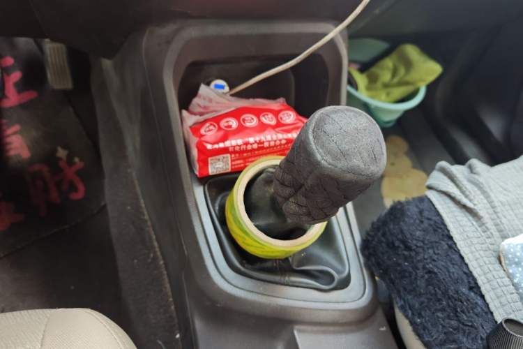 Used Wuling Hongguang V 2021 1.5L Jingqu Edition Enclosed-Window Vehicle LAR Gear Lever
