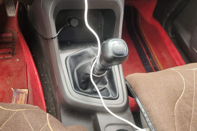 Used Wuling Hongguang V 2021 1.5L Jingqu Edition Enclosed-Window Vehicle LAR Gear Lever