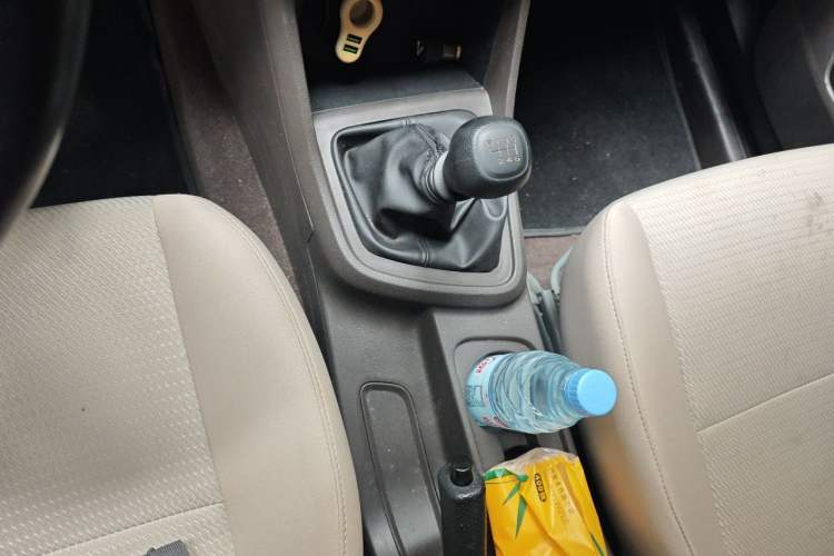 Used Wuling Hongguang V 2021 1.5L Jingqu Version LAR Gear Lever