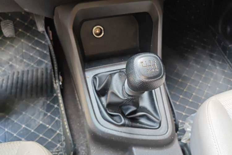 Used Wuling Hongguang V 2021 1.5L Refreshed Enjoyment Edition LAR Gear Lever