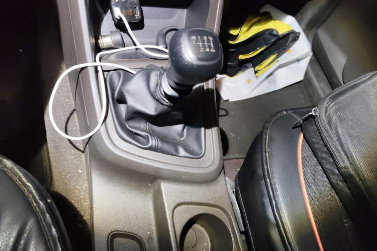 Used Wuling Hongguang V 2021 1.5L Jingqu Version LAR Gear Lever