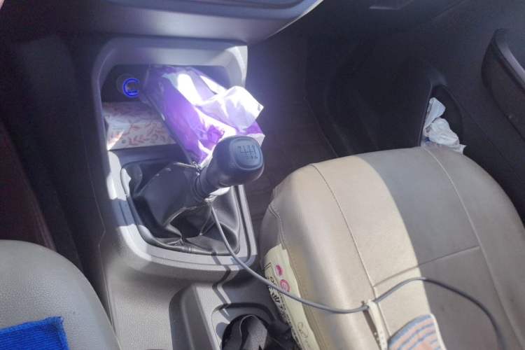 Used Wuling Hongguang V 2021 1.5L Jingqu Version LAR Gear Lever