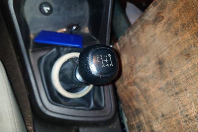Used Wuling Hongguang V 2021 1.5L Enjoyment Edition LAR Gear Lever