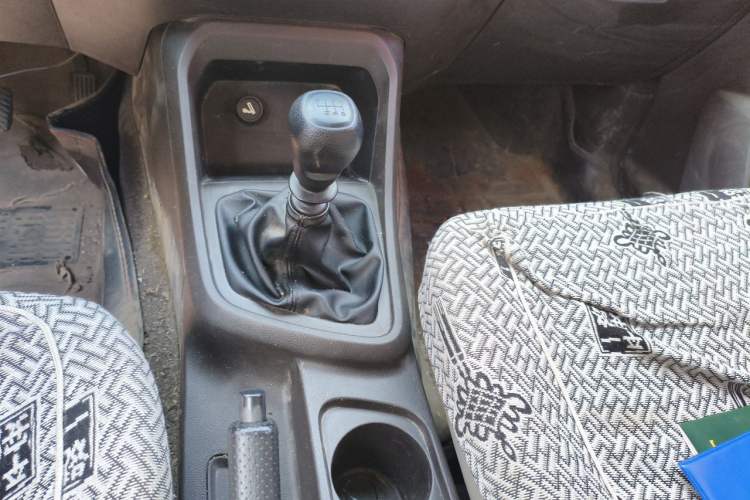 Used Wuling Hongguang V 2021 1.5L Enjoyment Edition LAR Gear Lever