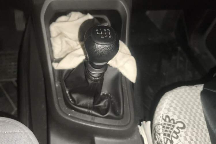 Used Wuling Hongguang V 2021 1.5L Refreshed Enjoyment Edition LAR Gear Lever