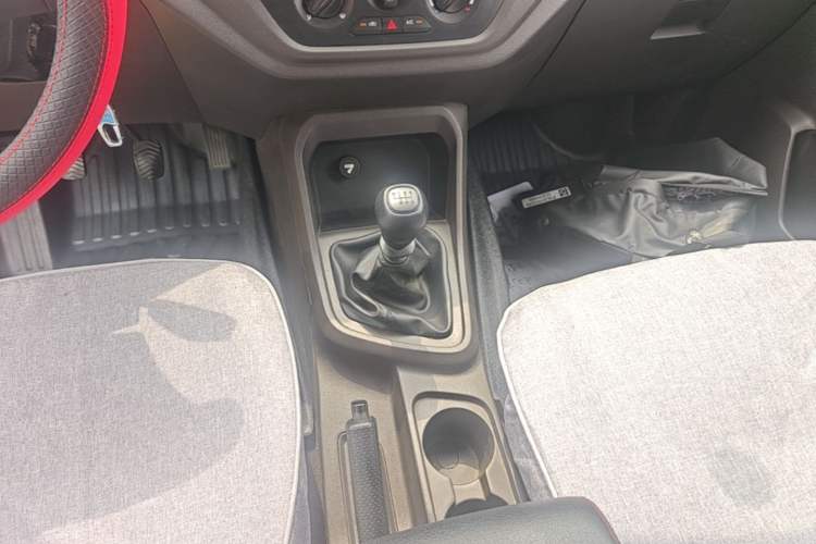 Used Wuling Hongguang V 2021 1.5L Jingqu Version LAR Gear Lever