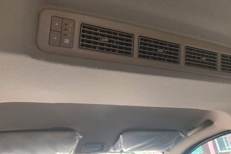 Used Wuling Hongguang V 2021 1.5L Enjoyment Edition LAR Headliner