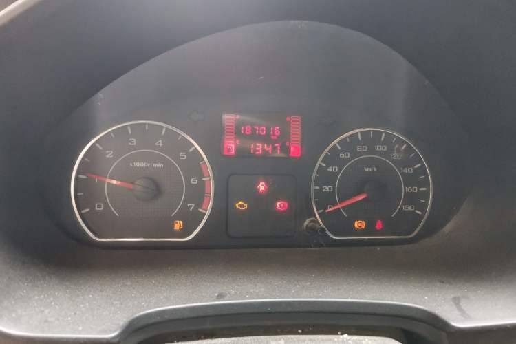 Used Wuling Hongguang V 2021 1.5L Jingqu Edition Enclosed-Window Vehicle LAR Instrument Cluster